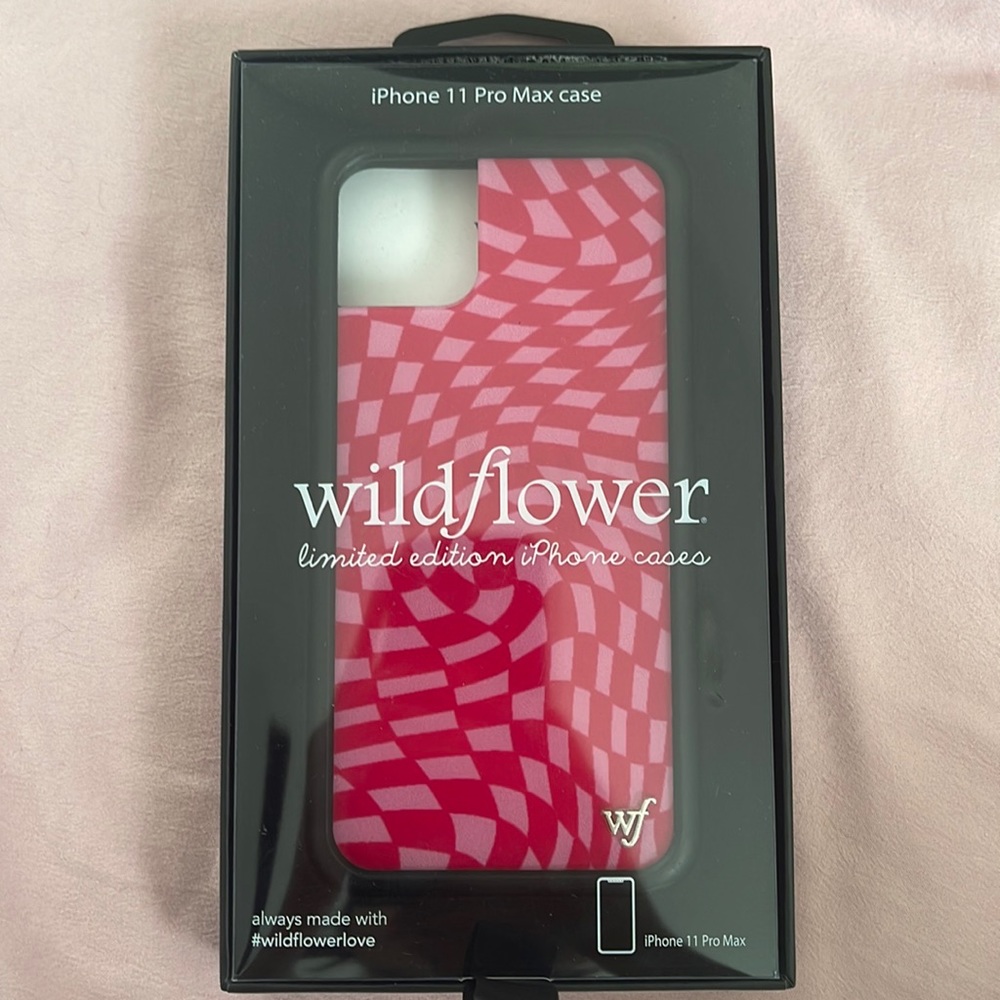Wildflower Crazy Checkers 11 Pro Max iPhone Case